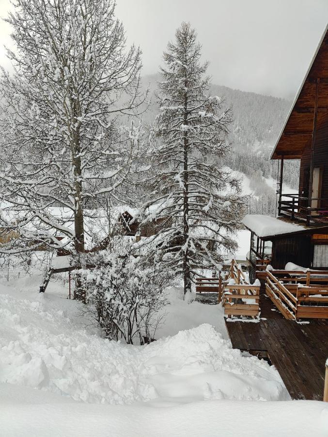 Chalet Ailleurs Appartement A Molines En Queyras Exterior foto