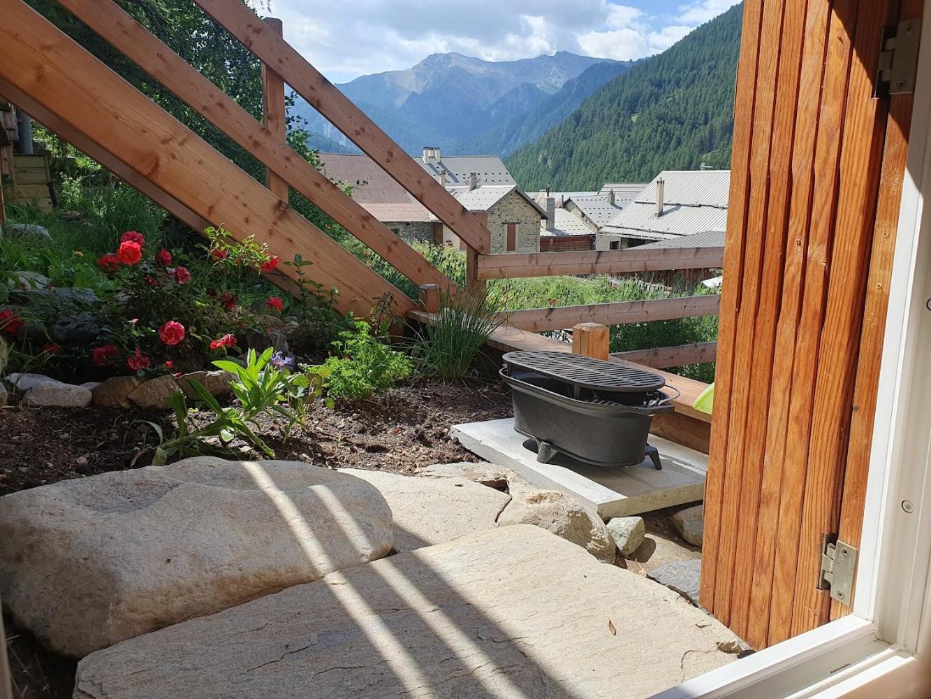 Chalet Ailleurs Appartement A Molines En Queyras Exterior foto